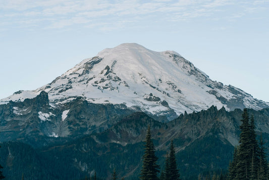 Washington's Top 10 Hiking Trails: Exploring the Evergreen State's Natural Splendor - Wild Wisp Apparel