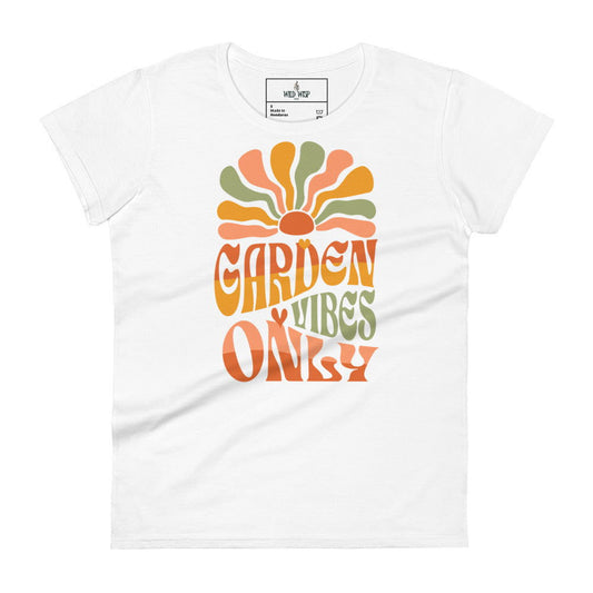 'Garden Vibes Only Retro' Women's short sleeve t-shirt T-Shirts